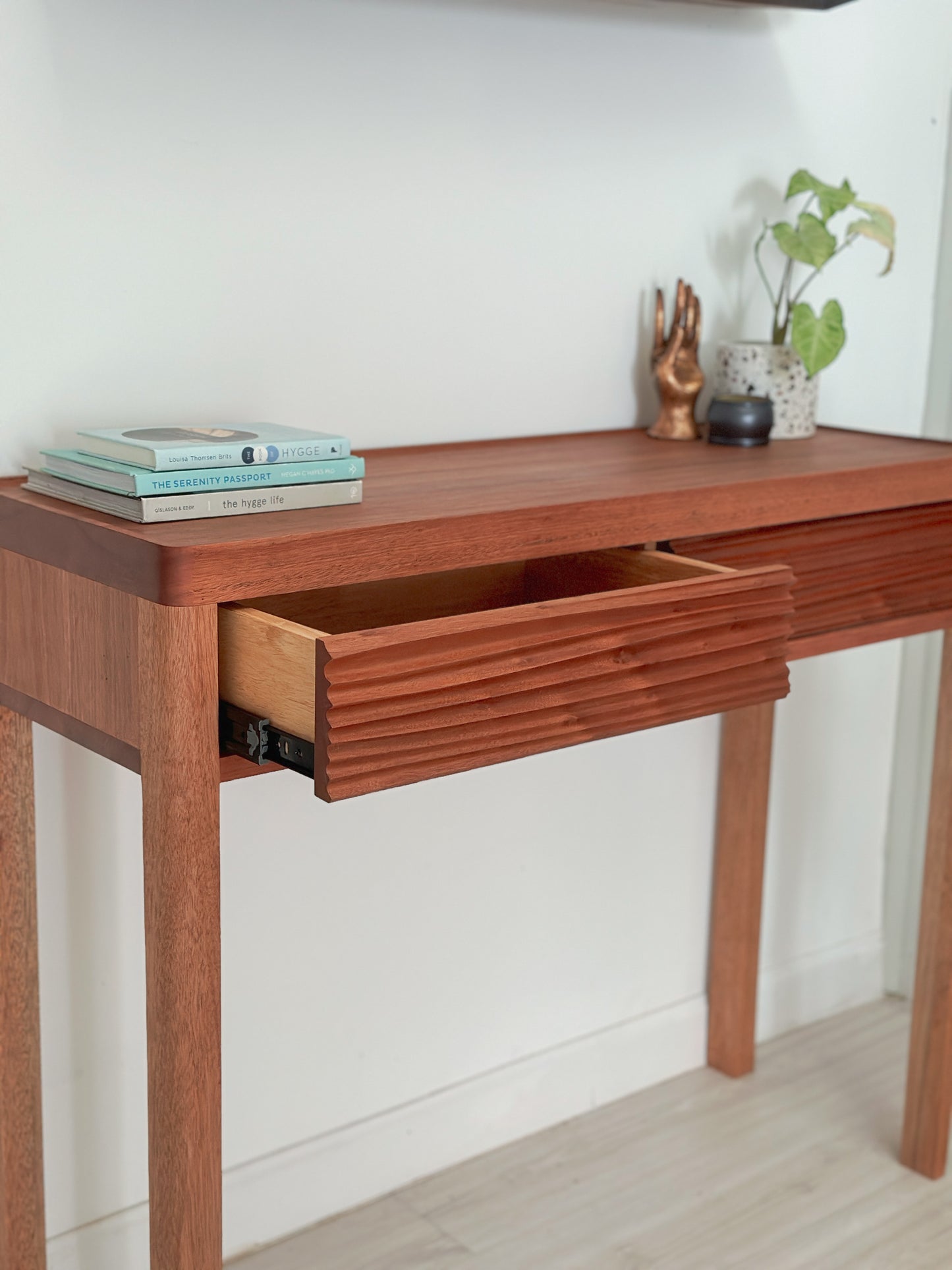 Victoria Console Table